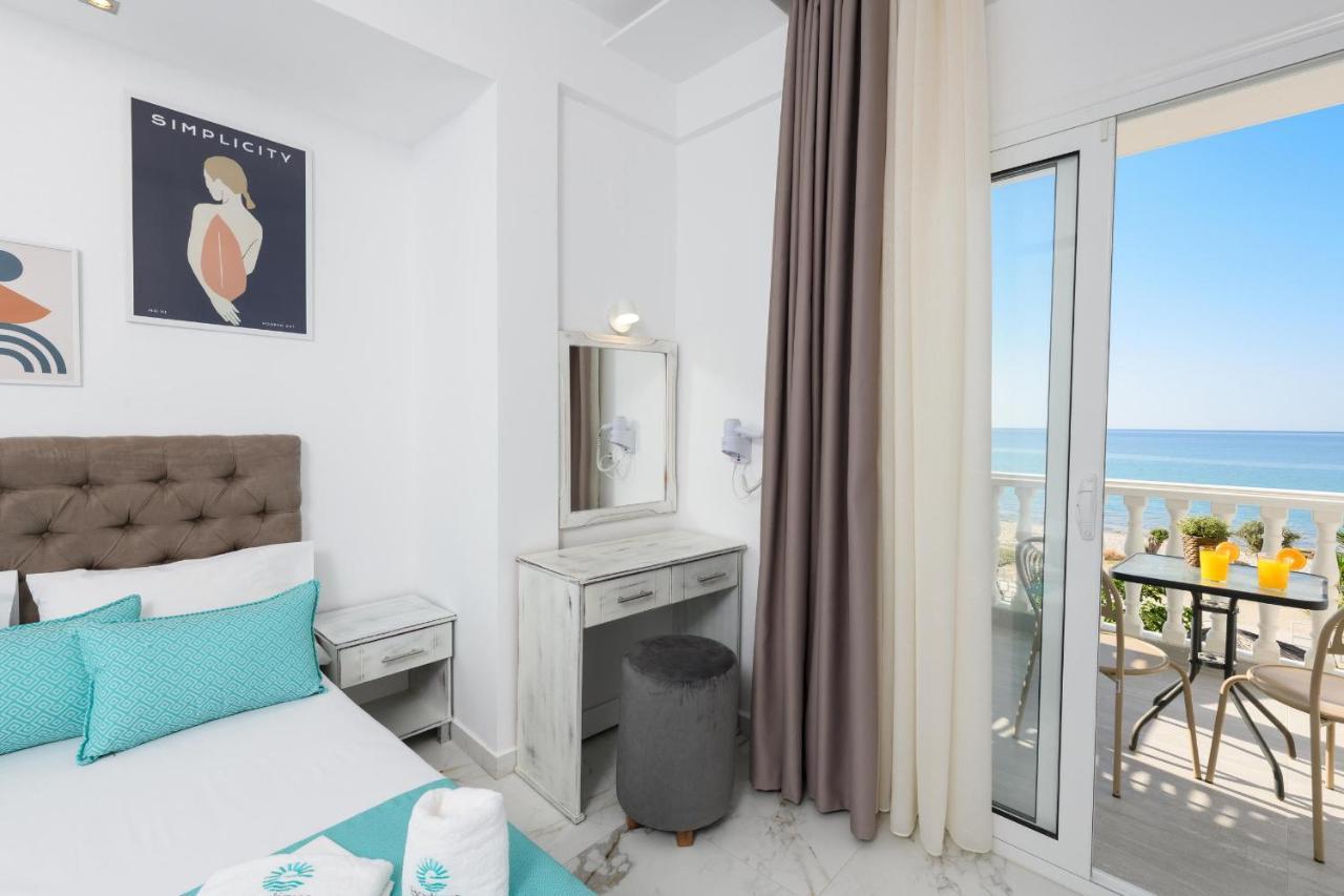 Boutique Giannikis By The Beach 리메나리아 외부 사진